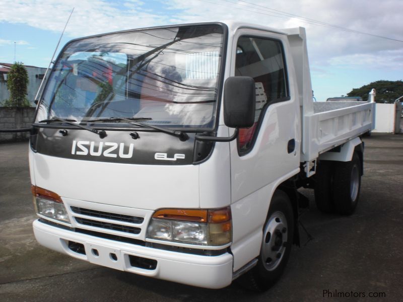 Isuzu mini dump in Philippines