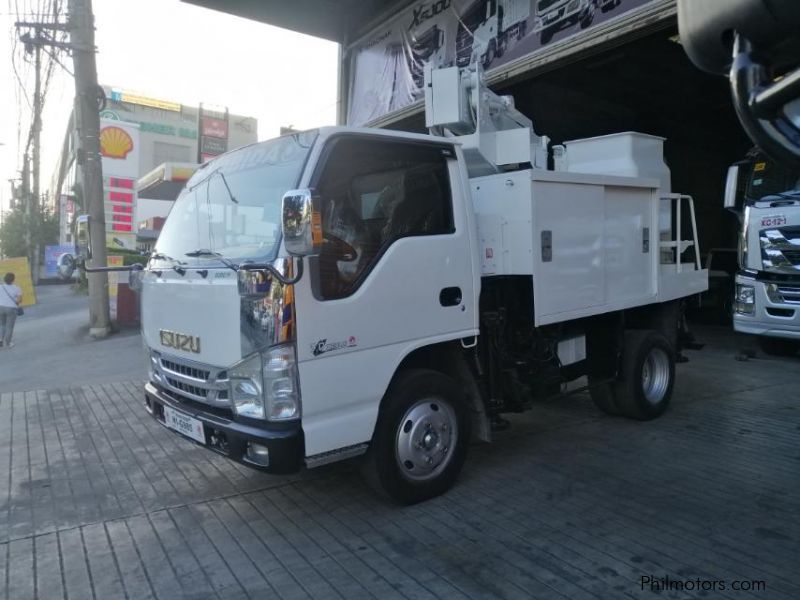 Isuzu sobida elf nhr manlifter surplus canter 300 series tornado in Philippines