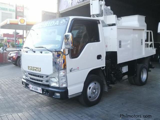 Isuzu sobida elf nhr manlifter surplus canter 300 series tornado in Philippines