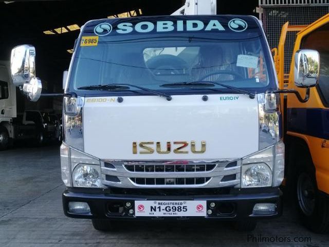 Isuzu sobida elf nhr manlifter surplus canter 300 series tornado in Philippines