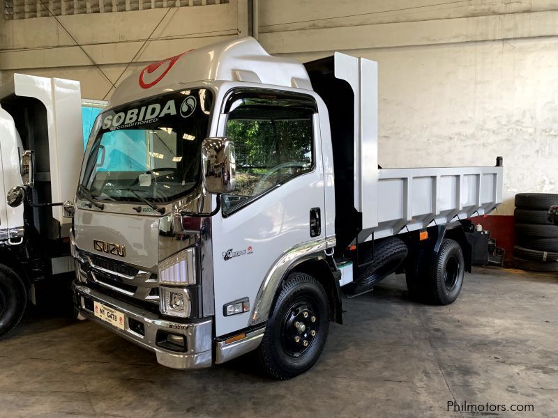 Isuzu sobida reconditioned elf nqr surplus dump truck n-series canter 300 series tornado in Philippines