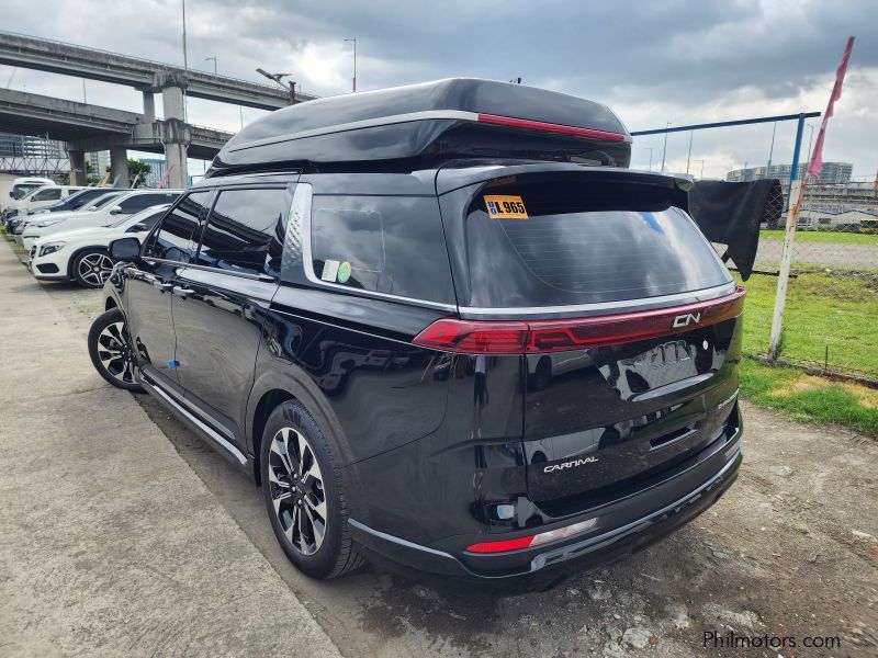 Kia Carnival Vip Limousine in Philippines