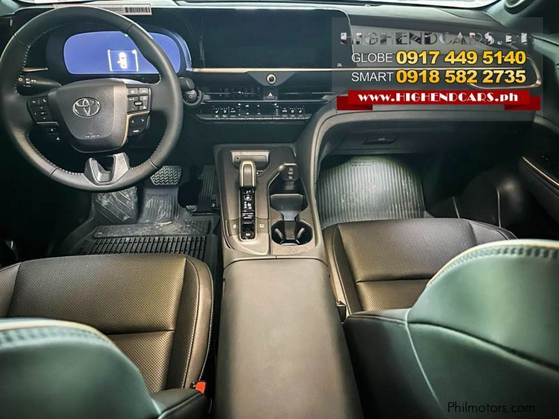 Toyota CROWN BRAND NEW in Philippines