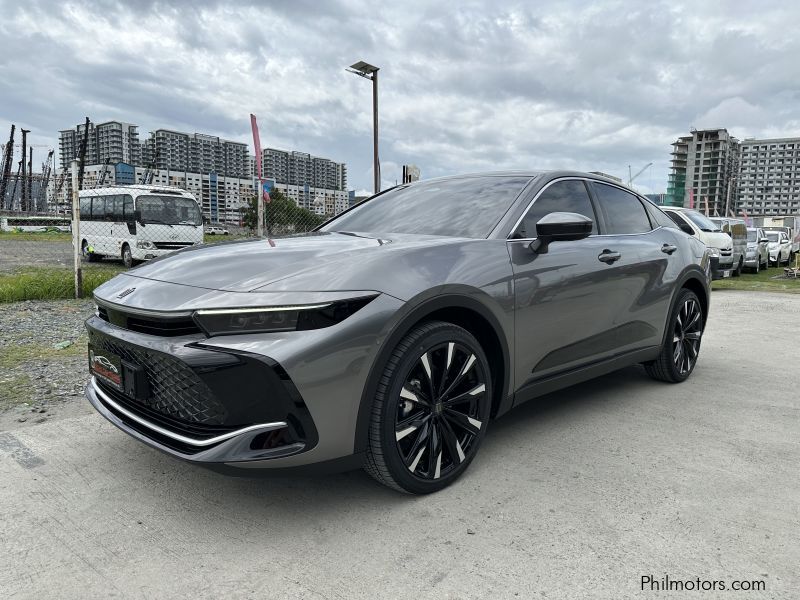 Toyota CROWN TURBO DUAL BOOST HYBRID in Philippines