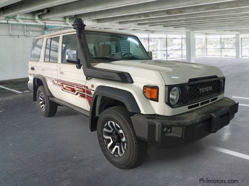 Toyota Land Cruiser 76 in Philippines