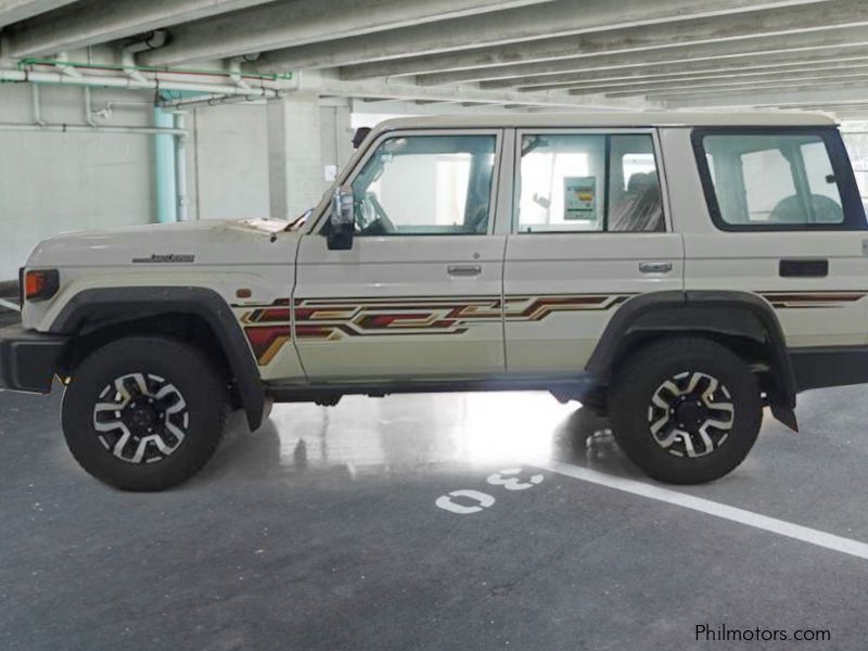 Toyota Land Cruiser 76 in Philippines