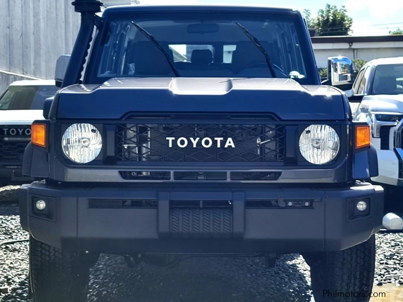 Toyota Land Cruiser 76 in Philippines