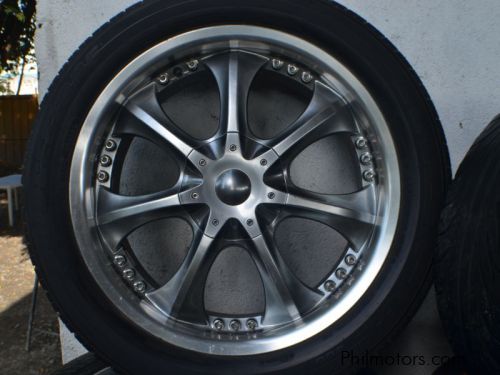 Used rim17
205/45/17
4 stud
universal stud
free 90% thick tires for sale in Pampanga