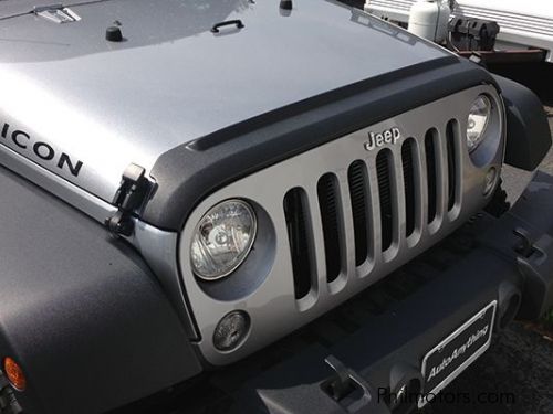 Used Jeep Rubicon Hood Protector for sale in Pasig City