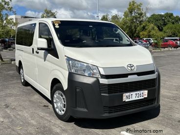Pre-owned Toyota Hiace Commuter Deluxe MT Van Lucena City for sale in 