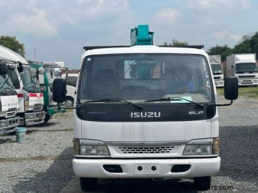 Pre-owned Isuzu BOOM TRUCK  for sale in 