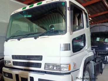 Pre-owned Mitsubishi FUSO S/G TRACTOR HEAD for sale in 