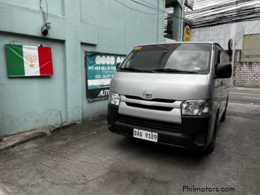 Pre-owned Toyota Hiace Commuter for sale in 