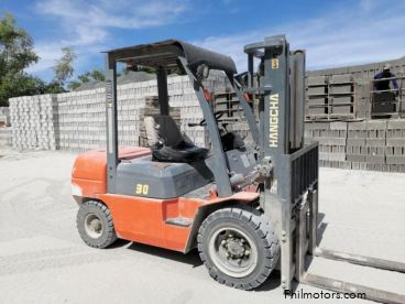 Pre-owned International FORKLIFT for sale in 