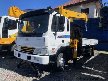 Pre-owned Hyundai BOOM TRUCK for sale in 