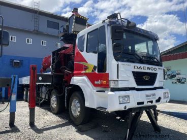 Pre-owned Daewoo BOOM TRUCK for sale in 