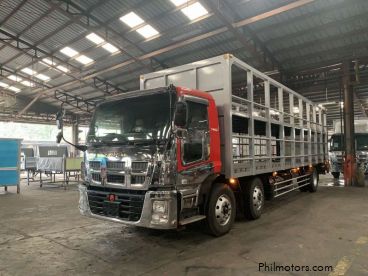 Pre-owned Isuzu double decker with tail power lifter 8-wheel,  6uz1 6-cylinder diesel engine for sale in 