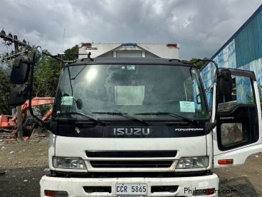 Pre-owned Isuzu 2024 for sale in 