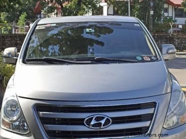 Pre-owned Hyundai Starex Grandia for sale in 