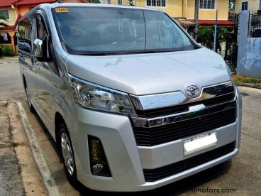 Pre-owned Toyota Hiace Commuter for sale in 