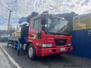 Pre-owned Daewoo BOOM TRUCK/ CARGO CRANE TRUCK for sale in