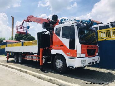 Pre-owned Daewoo 7 Tons Boom Truck/ Cargo Crane Truck for sale in