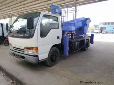 Pre-owned Isuzu ELF MANLIFT TRUCK for sale in