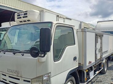 Pre-owned Isuzu ELF NJR FREEZER VAN 4JJ1 for sale in