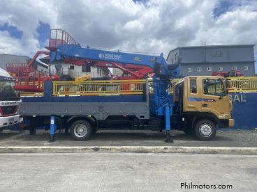 Pre-owned Hyundai BOOM TRUCK for sale in