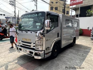 Pre-owned Isuzu elf surplus fb  multi utility vehicle muv for sale in