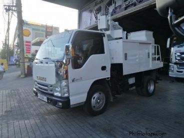 Pre-owned Isuzu sobida elf nhr manlifter surplus canter 300 series tornado for sale in