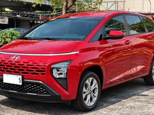 Hyundai STARGAZER GL  in Philippines