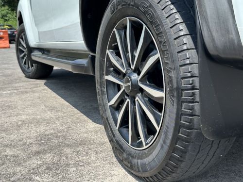 Isuzu Dmax RZ4E automatic Lucena City in Philippines