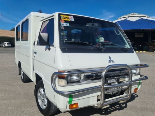 Mitsubishi Mitsubishi L300 FB Van Lucena City in Philippines