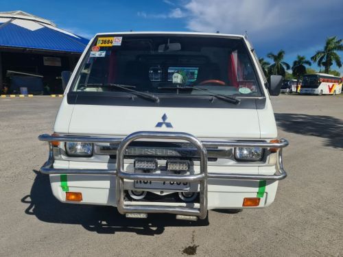 Mitsubishi Mitsubishi L300 FB Van Lucena City in Philippines