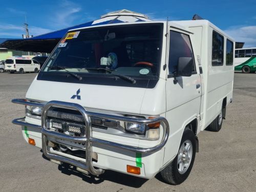 Mitsubishi Mitsubishi L300 FB Van Lucena City in Philippines