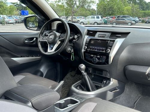 Nissan Navara Calibre 4x2 MT in Philippines