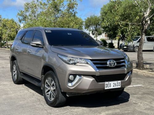 Toyota Fortuner V AT Lucena City in Philippines