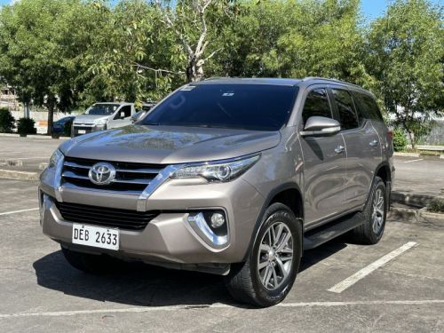 Toyota Fortuner V AT Lucena City in Philippines