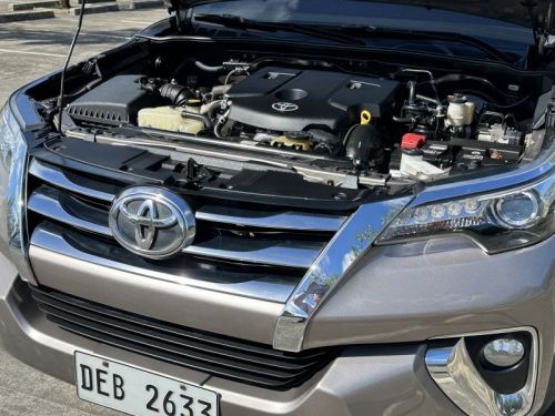 Toyota Fortuner V AT Lucena City in Philippines