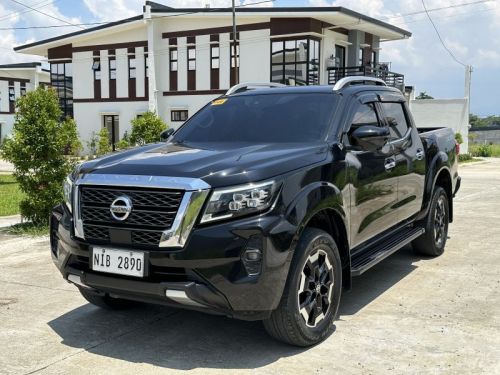 Nissan Navara Calibre VL 4x2 automatic  in Philippines