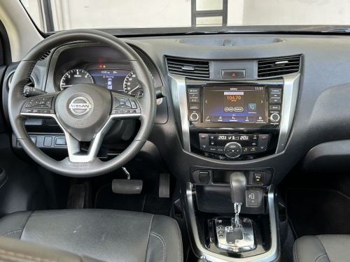 Nissan Navara Calibre VL 4x2 automatic  in Philippines
