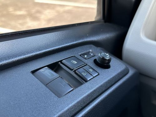Toyota Hiace Commuter Deluxe MT Van Lucena City in Philippines