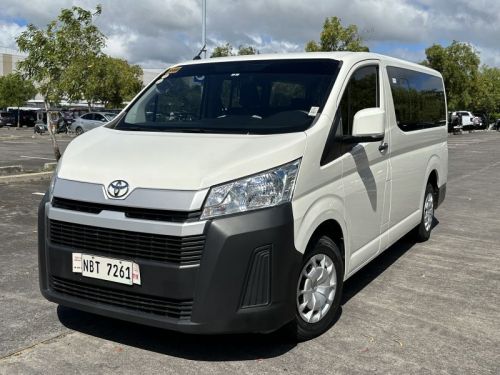 Toyota Hiace Commuter Deluxe MT Van Lucena City in Philippines