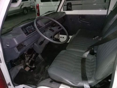 Mitsubishi L300 in Philippines