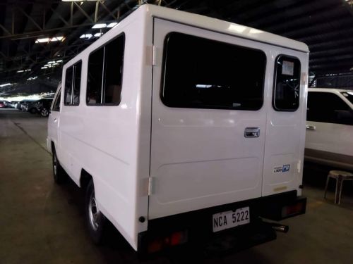 Mitsubishi L300 in Philippines