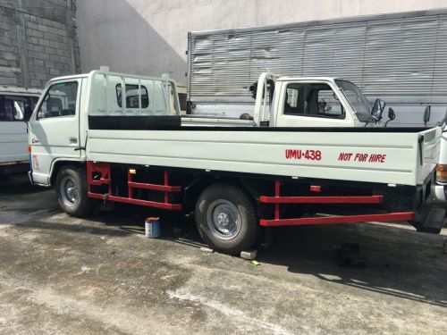 Isuzu Elf Dropside in Philippines