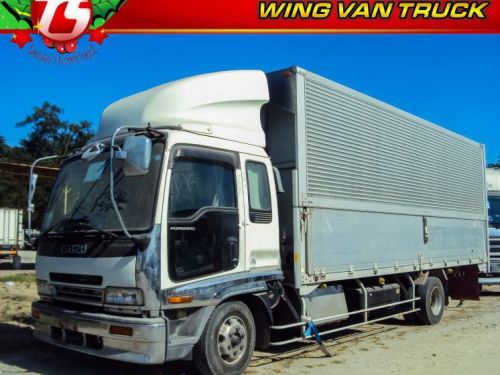 Isuzu Forward Wing Van in Philippines