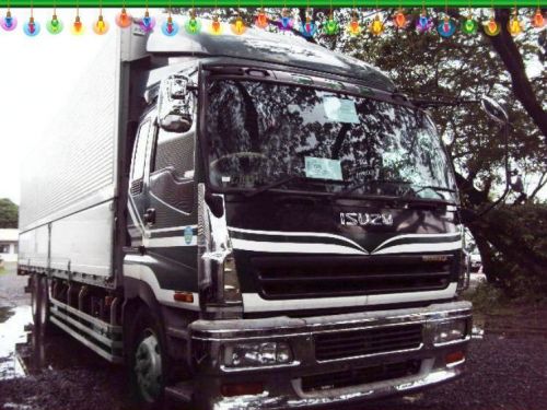 Isuzu Gigamax Wing Van in Philippines