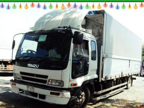 Isuzu Forward Wing Van in Philippines